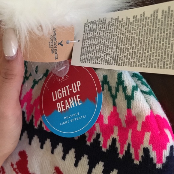 American Eagle Light Up Beanie 